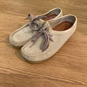 Clarks size 5 1/5 Wallabees!